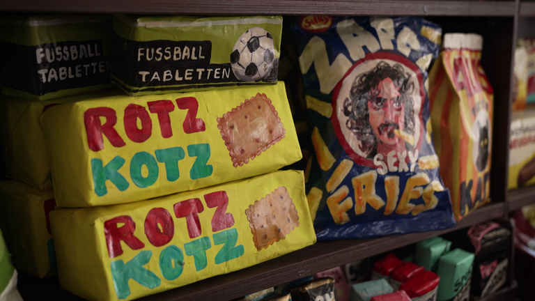 Ausstellung "Never mind the Gallery – Here’s the Silky Späti" in Stuttgart