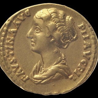 Goldmünze mit Porträt der Faustina Minor, Ehefrau Marc Aurels