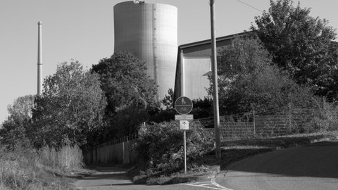 Michael Bertram fotografiert in Langzeitprojekt Kühlturm des Atomkraftwerks Mühlheim-Kärching