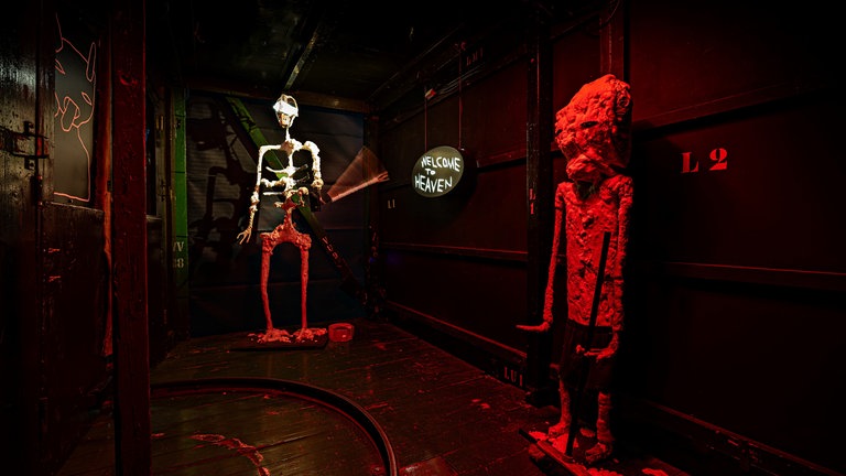 Rebecca Moss und Augustin Rebetez: Scream Machines – Kunst-Geisterbahn