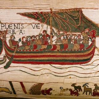 Gesticktes Schiff, Detailansicht aus den knapp 70 Metern Länge des Teppichs von Bayeux