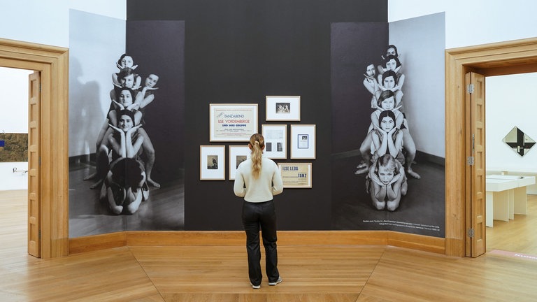 KörperGeometrie - Museum Wiesbaden