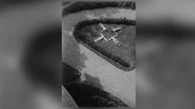 KörperGeometrie - Museum Wiesbaden