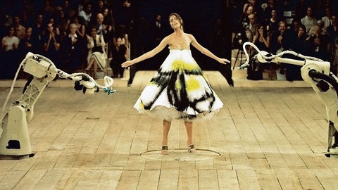 Alexander McQueen, Prêt-à-porter, FrühjahrSommer 1999