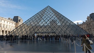 Das Museum Louvre in Paris.
