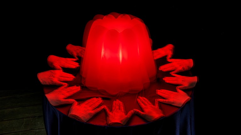 Rebecca Moss und Augustin Rebetez: Scream Machines – Kunst-Geisterbahn