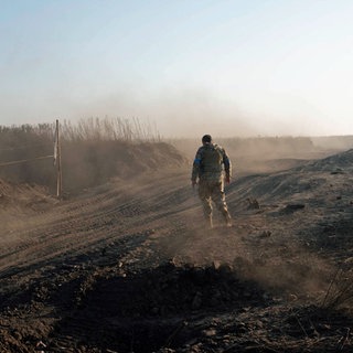 Kommandeur Vedmid am ehemaligen Grenzübergang Sumy–Kursk.