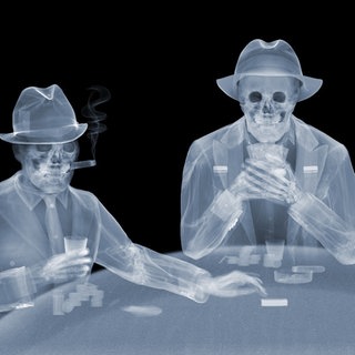 Nick Veasey, Poker, 2020