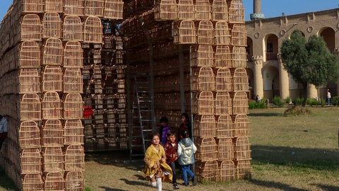 „The Cage“ , Installation in Quishla; Bagdad, Irak