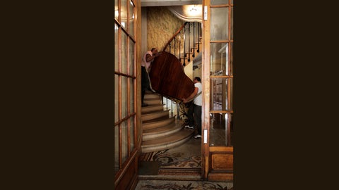 Angelica Mesiti, Prepared Piano for Movers (Haussmann) (Videostill), 2012