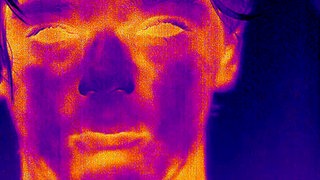 „Between the sirens“ von Gerd Waliszewski