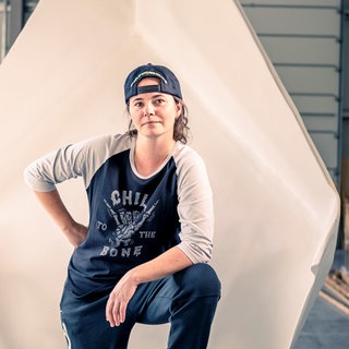 die Bildende Künstlerin Nezilla aus Sinsheim