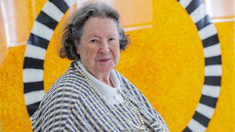Die Künstlerin Lore Bert in Düsseldorf, 2024
