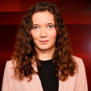 Anna Mayr