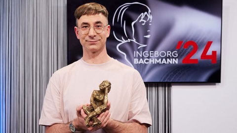 Tijan Sila mit der „Inge“