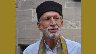 Hasib Jaenike, Märchenerzähler und Redakteur des Schweizer Mutabor-Verlags für Märchenbücher.