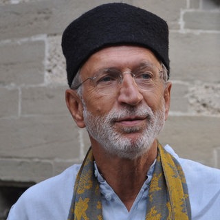 Hasib Jaenike, Märchenerzähler und Redakteur des Schweizer Mutabor-Verlags für Märchenbücher.