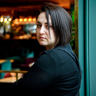 Schriftstellerin Nino Haratishwili bei einem Fotoshooting in Stockholm (2021)