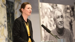 Verleihung Peter-Huchel-Preis 2024, Jurorin Maren Jäger bei der Laudatio