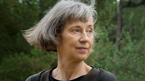 Olga Martynova wird mit dem Peter-Huchel-Preis 2025 ausgezeichnet, Porträt der Lyrikerin