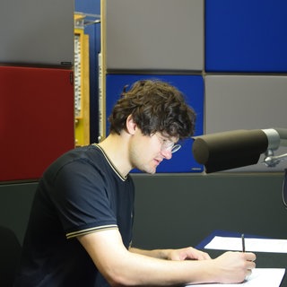 Valentin Richter liest aus "Die Schlafenden" von Anthony Passeron