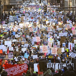 Tausende Demonstranten in Minneapolis, Minnesota.