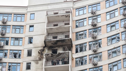 Zerstörtes Haus in Odesa  Ukraine