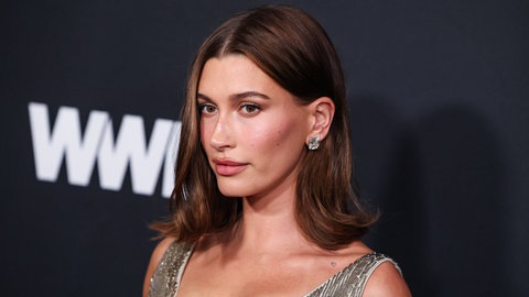 Hailey Baldwin Bieber bei den Golden Globes 2026