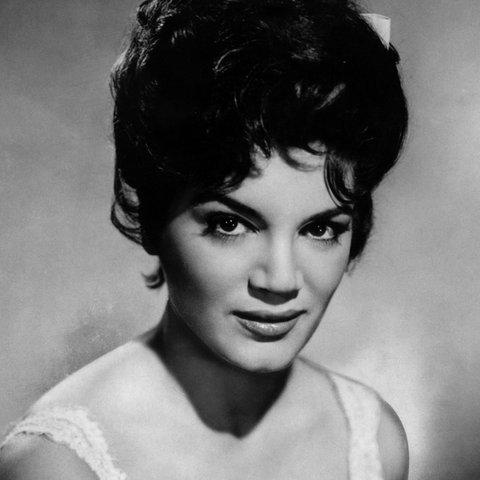 Porträt der Sängerin Connie Francis aus den 1960er Jahren ("Die Liebe ist ein seltsames Spiel", "Schöner fremder Mann")
