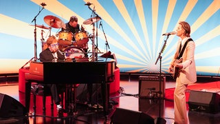 Elton John und Brandi Carlile präsentieren live ihr gemeinsamens, neues Studioalbum "Who Believes In Angels?".