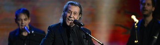 Sänger und Songwriter Albert Hammond 2024 | Starship – "Nothing's Gonna Stop Us Now"