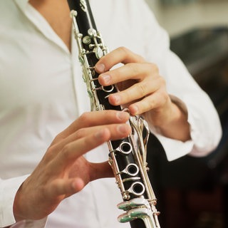 Detailaufnahme: Klarinettist Joë Christophe beim Semifinale im ARD Wettbewerb 2019 