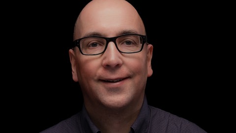 Bernd Künzig ist seit 2019 Opernredakteur beim SWR in Baden-Baden.