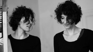 Die Zwillingsschwestern Elisabeth und Johanna Seitz