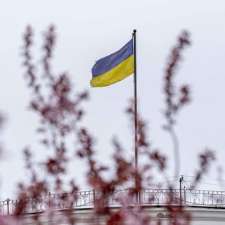 Eine Ukraine-Flagge