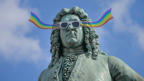 Händel-Denkmal mit Regenbogenbrille