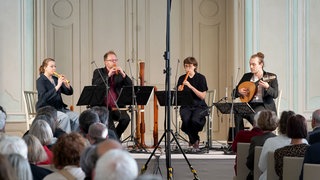 Das Wiener Vivid Consort und der Lautenist David Bergmüller