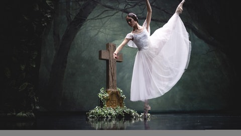 Yuki Kishimoto tanzt die Titelrolle der Giselle am Aalto Theater