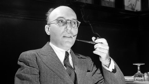 Kurt Weill in Sardi's Restaurant, New York, im Oktober 1943