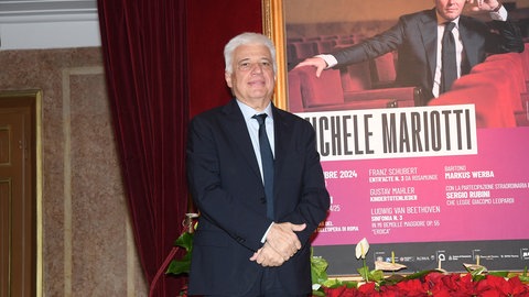 Roms Opernintendant Francesco Giambrone bei einem Konzert von Michele Mariotti im Dezember 2024.