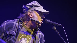 Neil Young bei einem Auftritt 2025 | Neil Young gibt mit 80 Jahren immer noch Vollgas