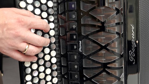 Knopf-Tastatur eines Knopfakkordeons