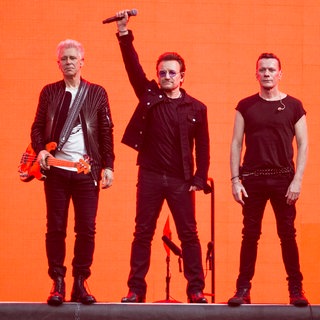 U2 – "Under A Blood Red Sky"