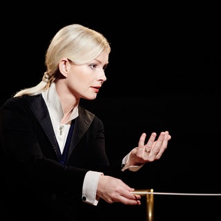 Die estnische Dirigentin Anu Tali