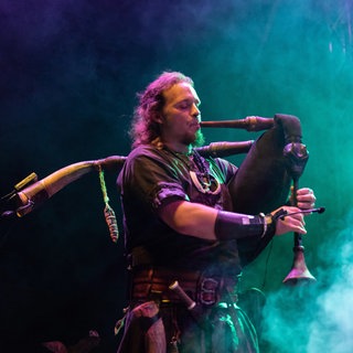 Dudelsackspieler im Nebel