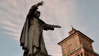 Denkmal von Girolamo Savonarola in Ferrara, Italien
