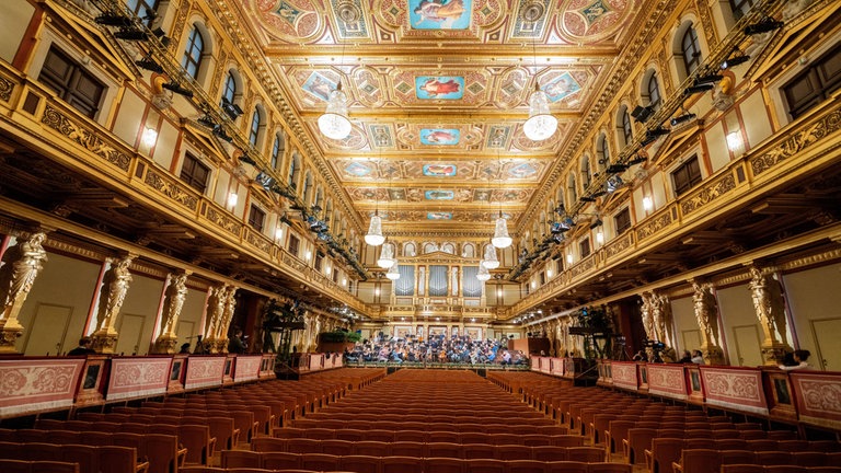 Großer Musikvereinssaal während der Medienprobe der Wiener Philharmoniker zum "Neujahrskonzert 2024" im Musikverein in Wien.