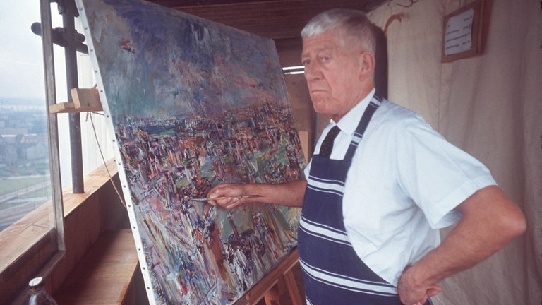 Oskar Kokoschka (Maler, Grafiker, Dichter) steht an der Leinwand und malt, undatierte Aufnahme, ca.1978.