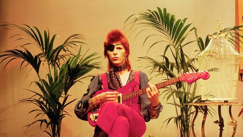 Mann mit Gitarre