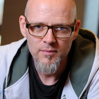 Thomas D. 